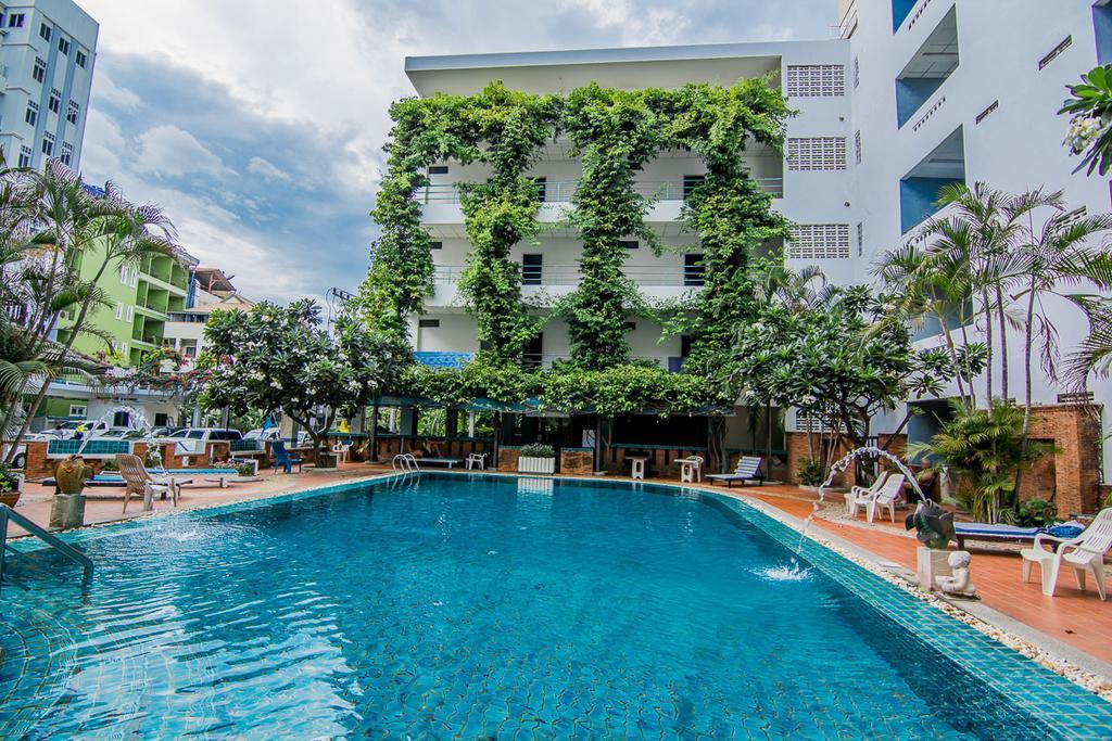 Sutus Court 5 Hotel Pattaya Exterior foto